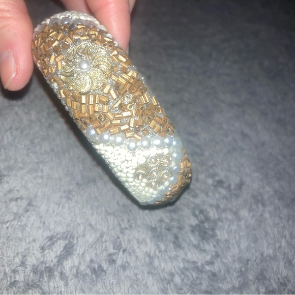 Beautiful plus size beaded bangle - Picture 4 of 8